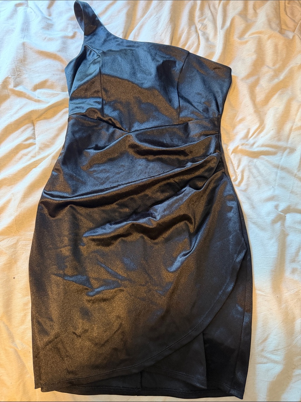 Emerald Sundae Black One-Shoulder Satin Cocktail Dress